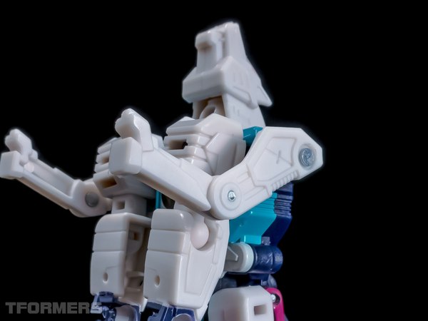 TFormers Titans Return Gallery   Siege On Cybertron Pounce 36 (35 of 92)